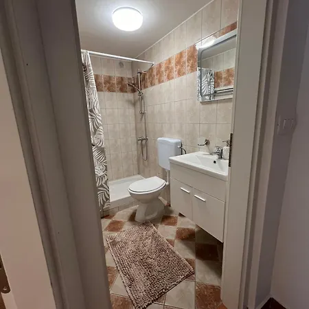 Apartment Bonvenon2volme Apt&room Pula