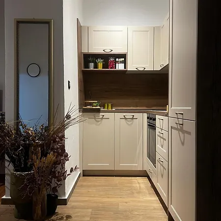 Apartment Bonvenon2volme Apt&room *
