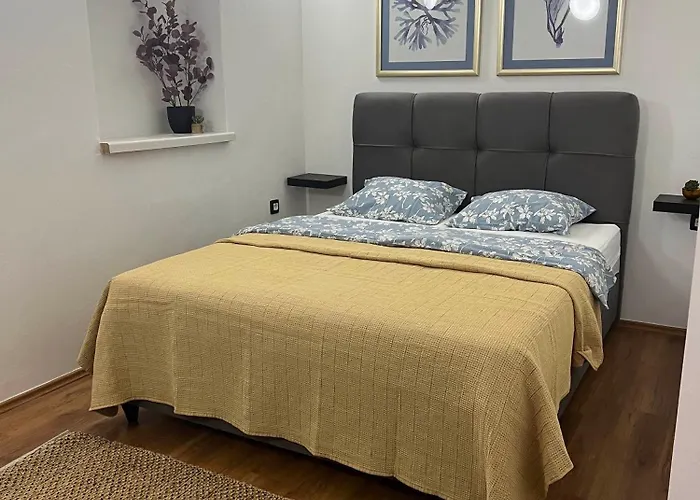 아파트 Bonvenon2volme Apt&room 풀라