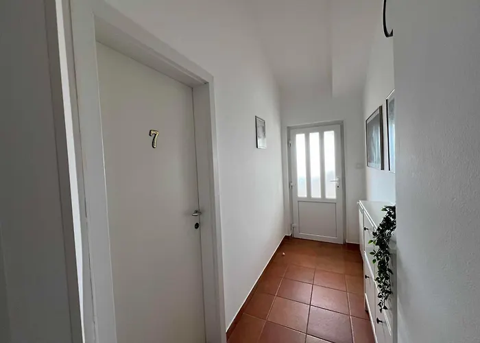 아파트 Bonvenon2volme Apt&room *