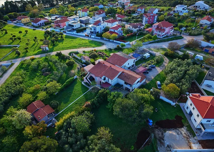 아파트 Bonvenon2volme Apt&room 풀라